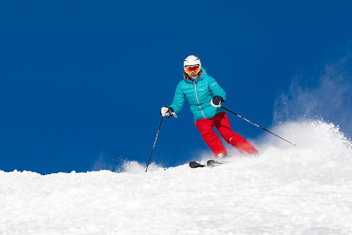 Mt Buller ski hire Mt Buller village ski hire Ski hire book online